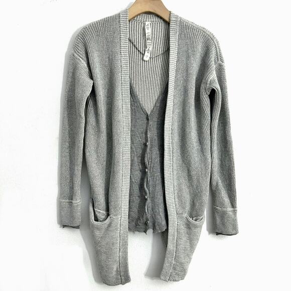 Lululemon Vestigan Cardigan Sweater Cashmere Blend Grey minimalist EUC size 6 - Picture 15 of 15